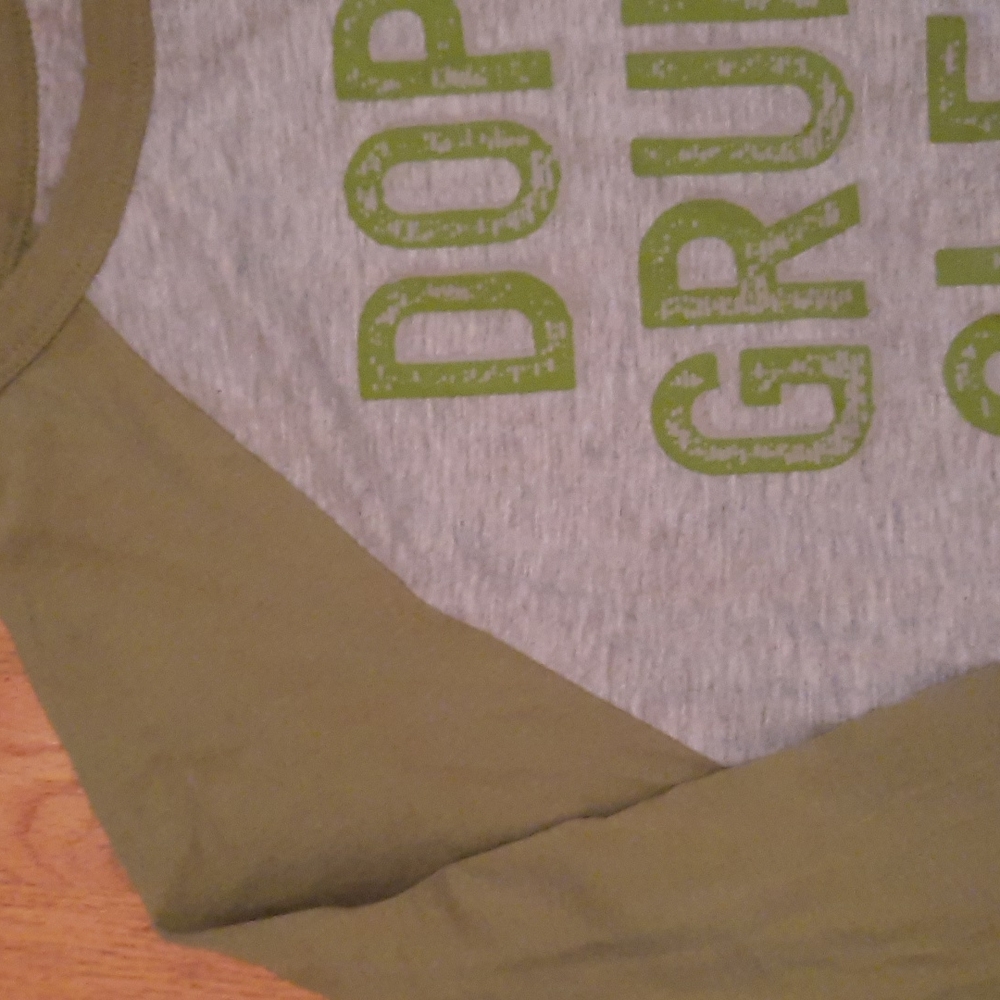 Disney top sz S - Picture 3 of 4